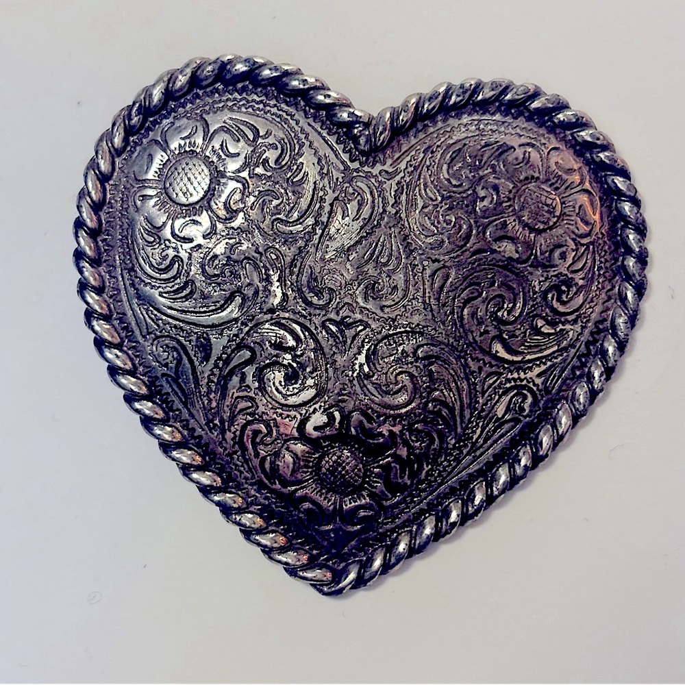 Metal 🩶 HEART 🩶 Belt Buckle